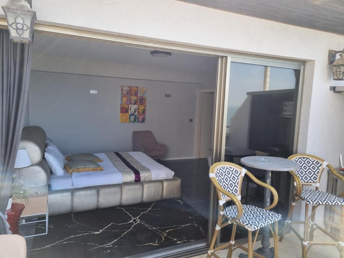 בת ים Penthouse Apartment On The Beach מראה חיצוני תמונה