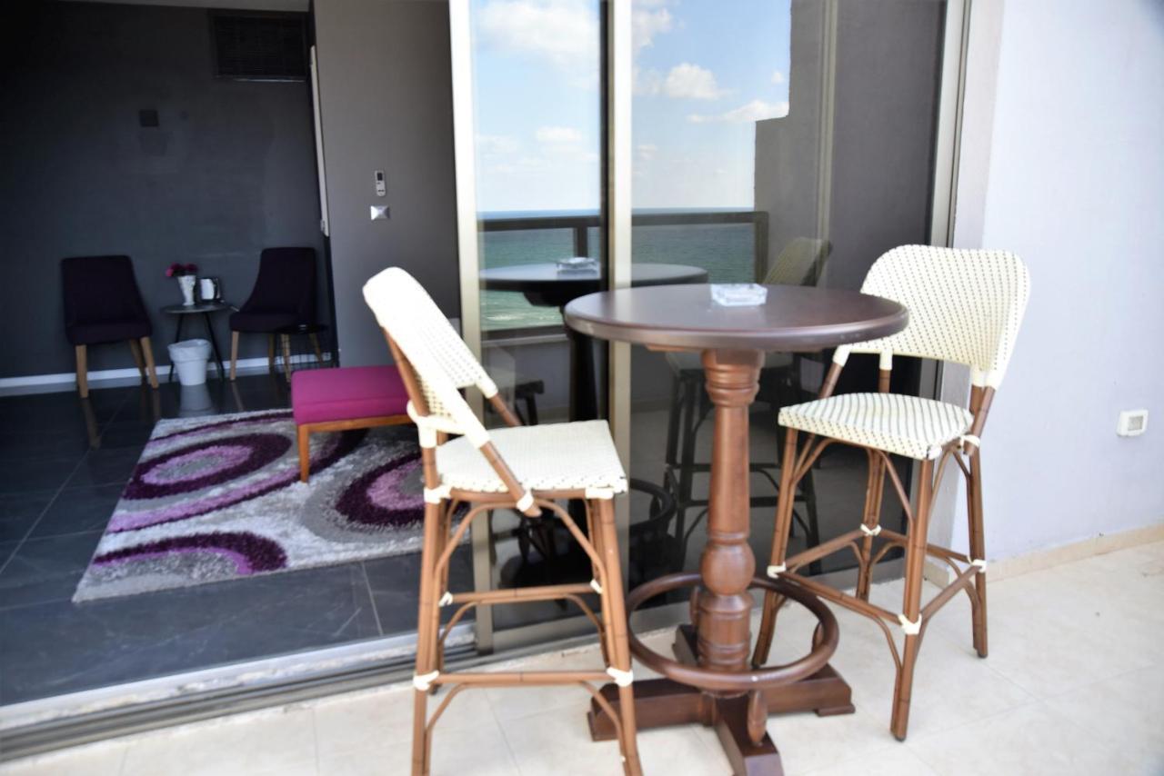 בת ים Penthouse Apartment On The Beach מראה חיצוני תמונה