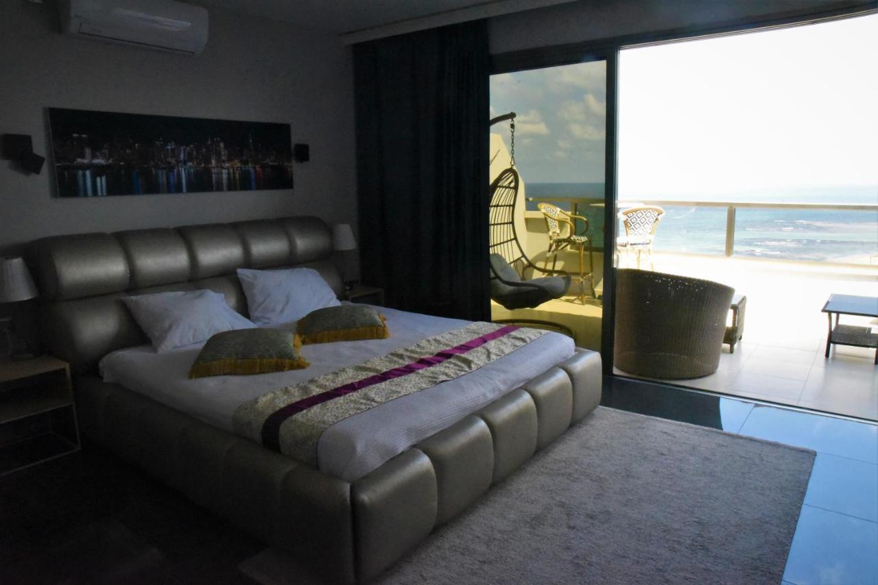בת ים Penthouse Apartment On The Beach מראה חיצוני תמונה
